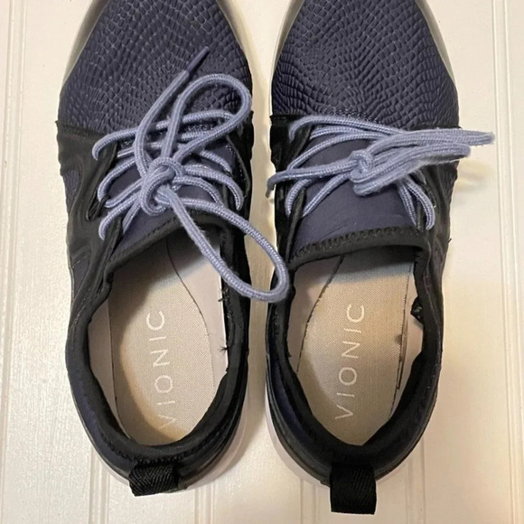 Vionic Storm Navy Sneaker Women's SZ 7‎ - Picture 6 of 7